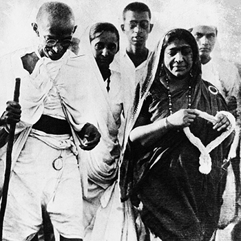 Gandhi with Sarojini Naidu