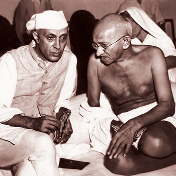 Having discussion with Jawaharlal Nehru, Bombay