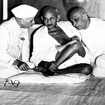 Pandit Nehru, Gandhi and Sardar Patel as part ov All India Congress Committee